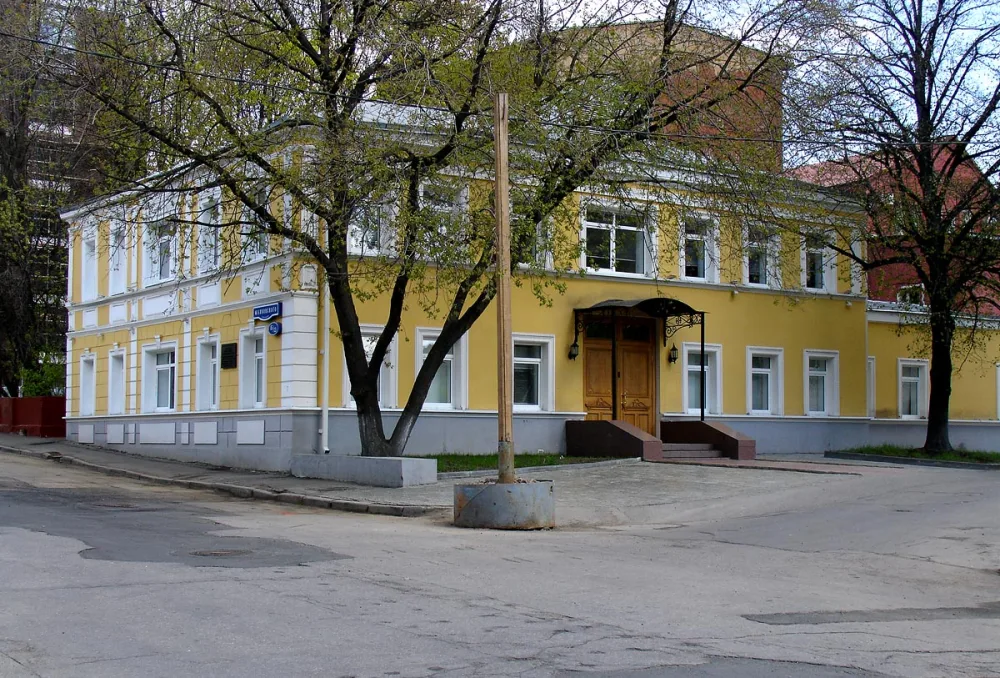 Дом Маяковского в переулке Маяковского