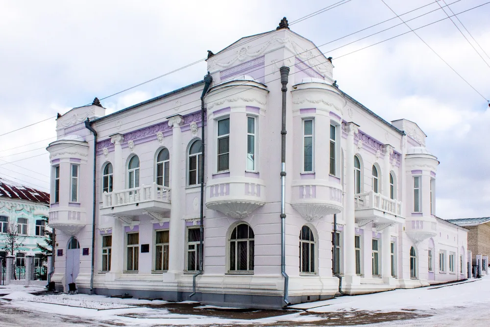 Дом Монева