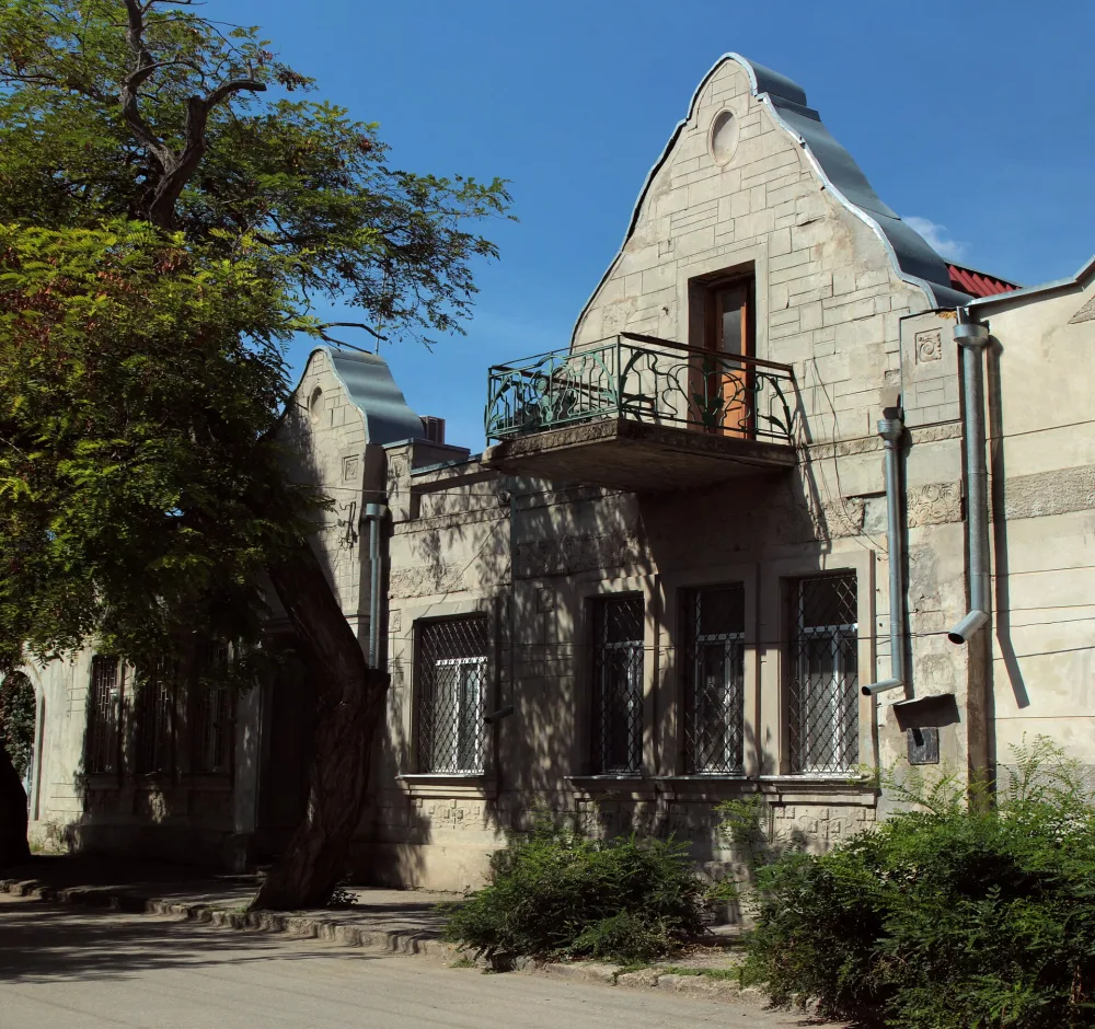Q122411606