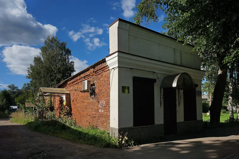Каменная лавка купца Лысковского