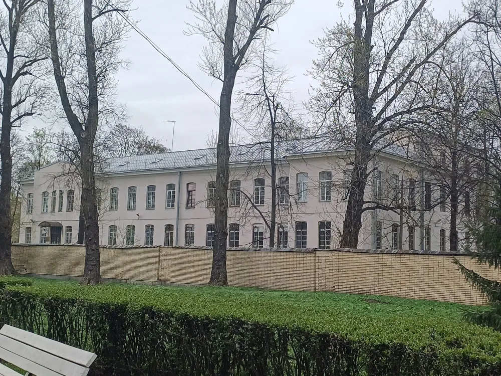 Здание клиники для эпилептиков