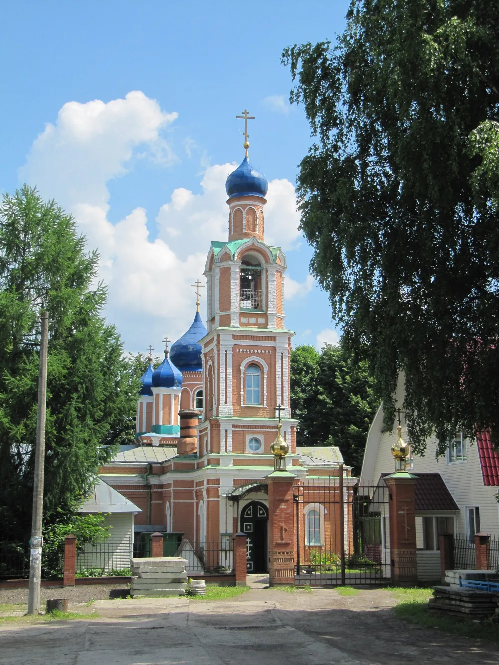 Храм Михаила Архангела