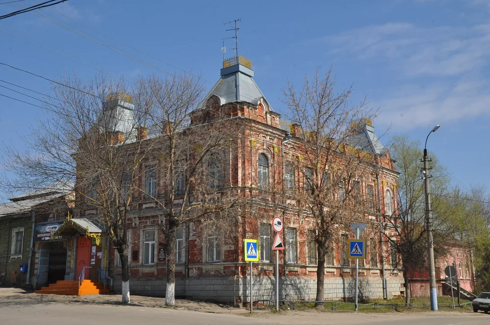 Дом Ладыженского