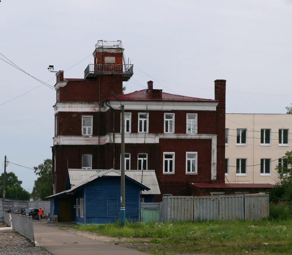 Здание дистанции сигнальной связи