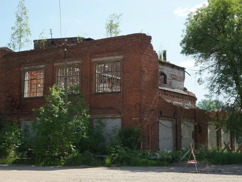Здание главного корпуса