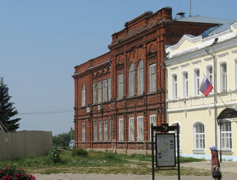 Гимназия женская