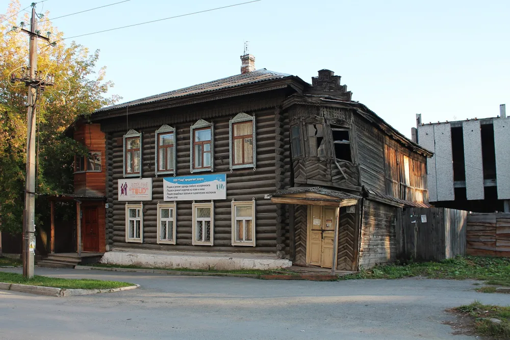 Деревянный дом