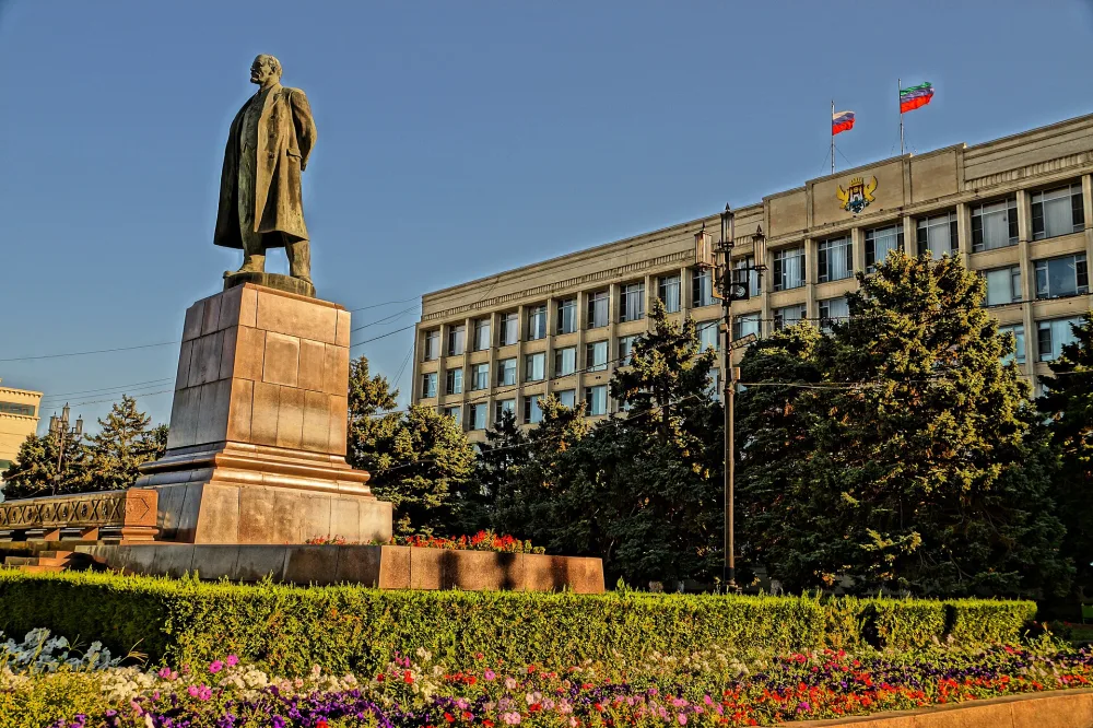 Памятник В.И. Ленину