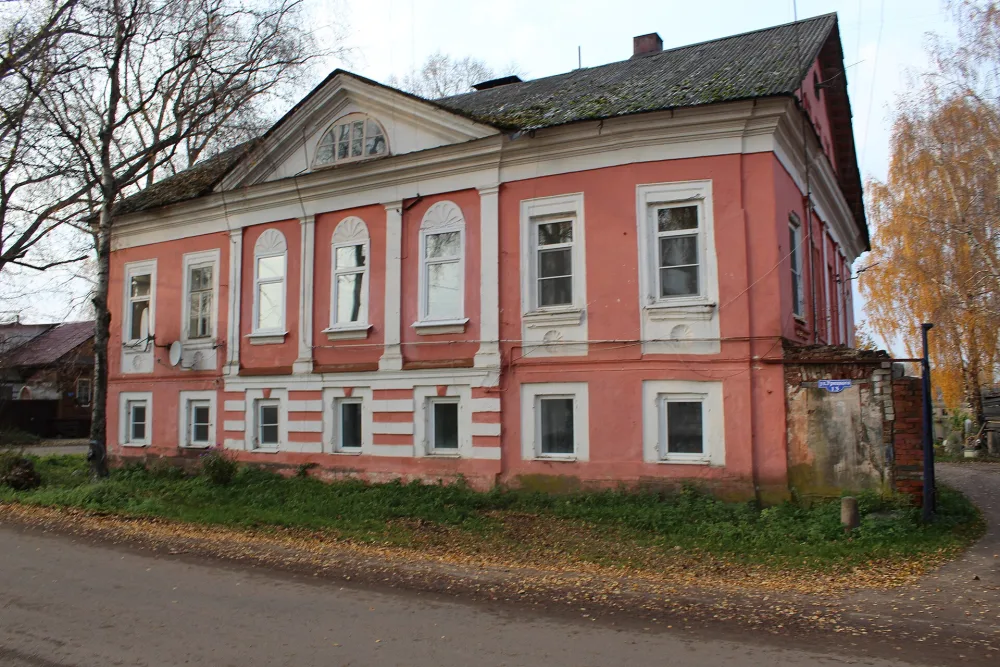 Жилой дом (Воронского)