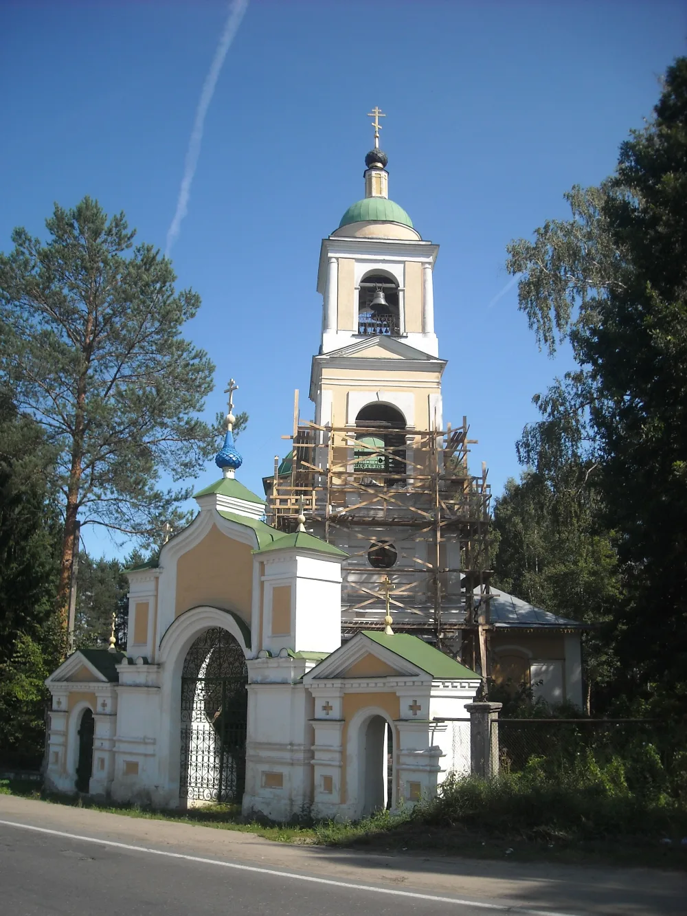 Ансамбль церкви Покрова (Покров (б. Покровское в Полозове))