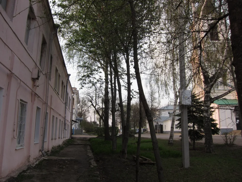 Здание уездного архива