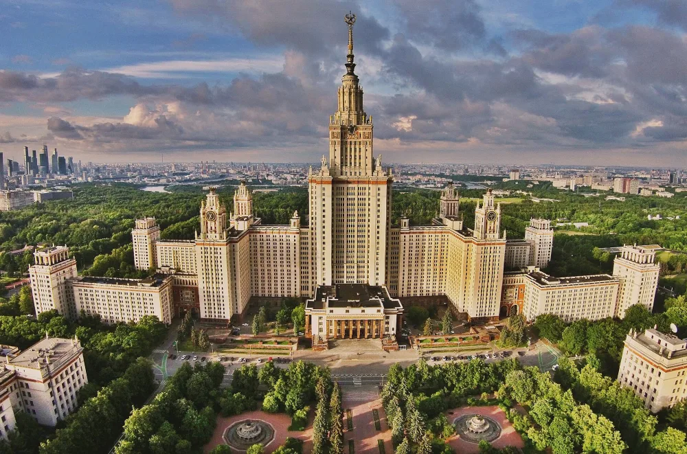 Комплекс зданий МГУ им. М. В. Ломоносова