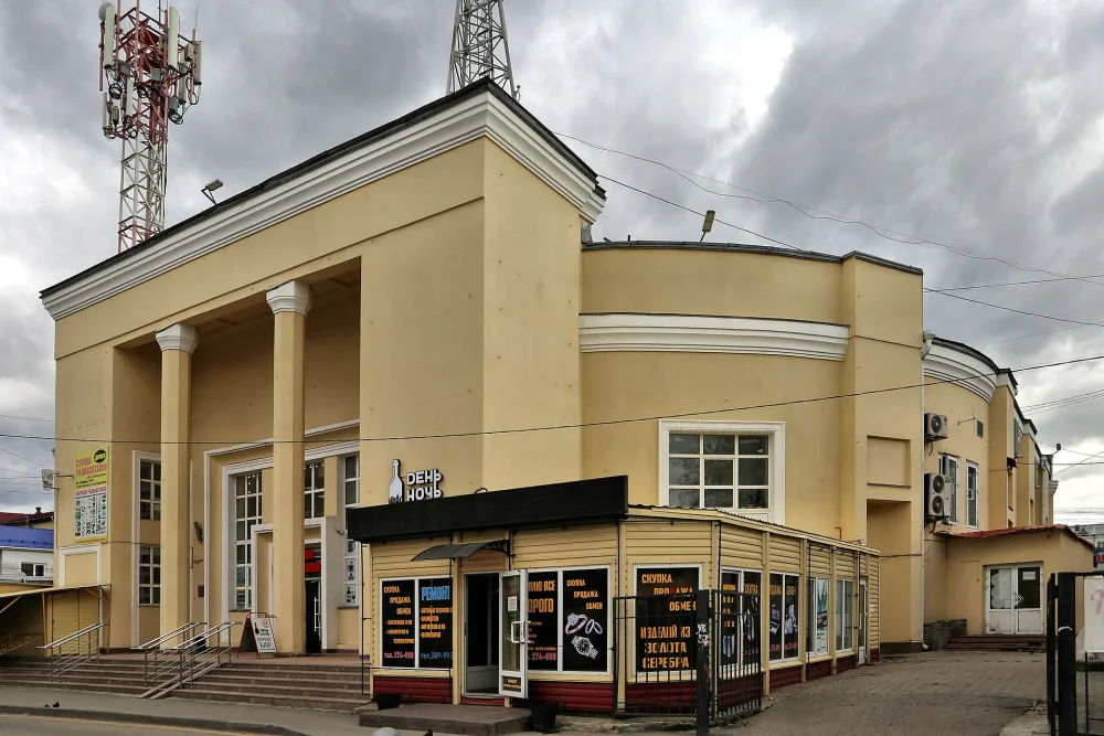 Кинотеатр «Октябрь»