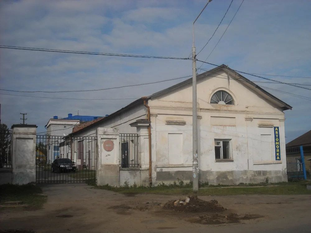 Восточный флигель