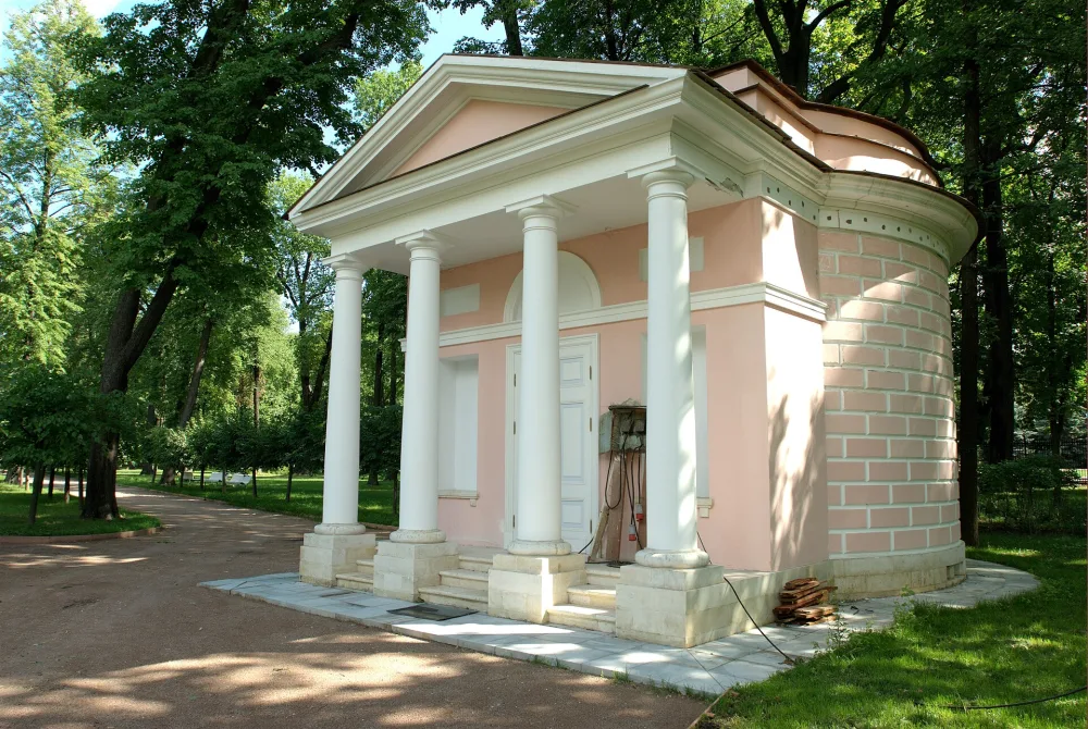 Беседка-храм