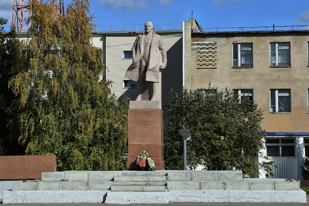 Памятник В.И. Ленину