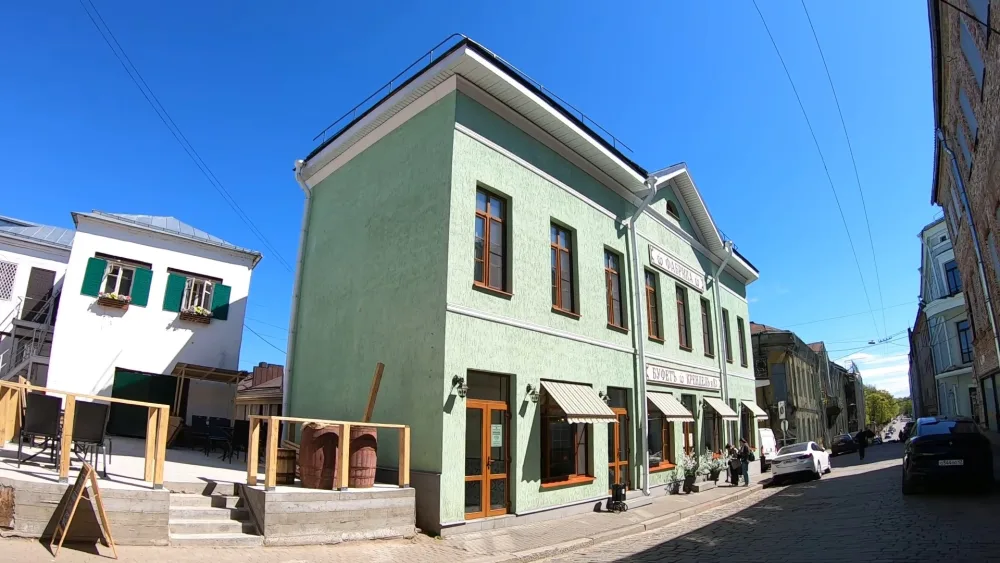 Подвалы у дома № 20 по Крепостной улице