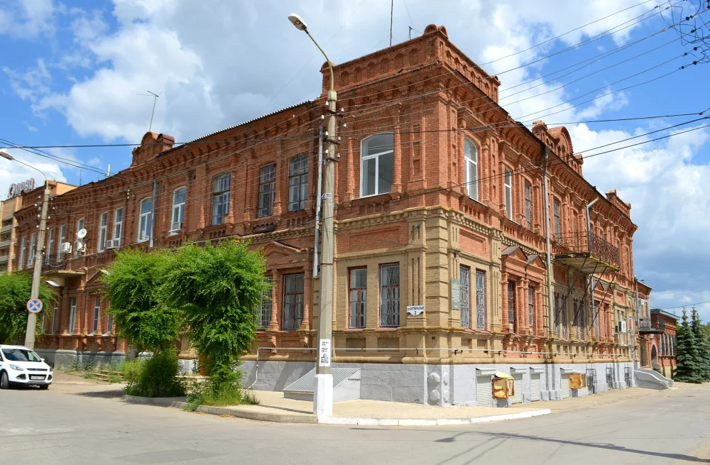 Дом Якова Шнайдера (Городская управа)