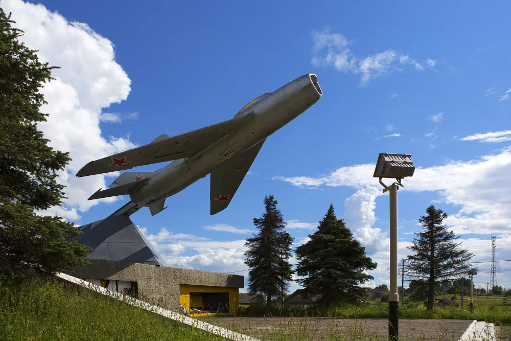 Памятник воинам-авиаторам 6-й воздушной армии