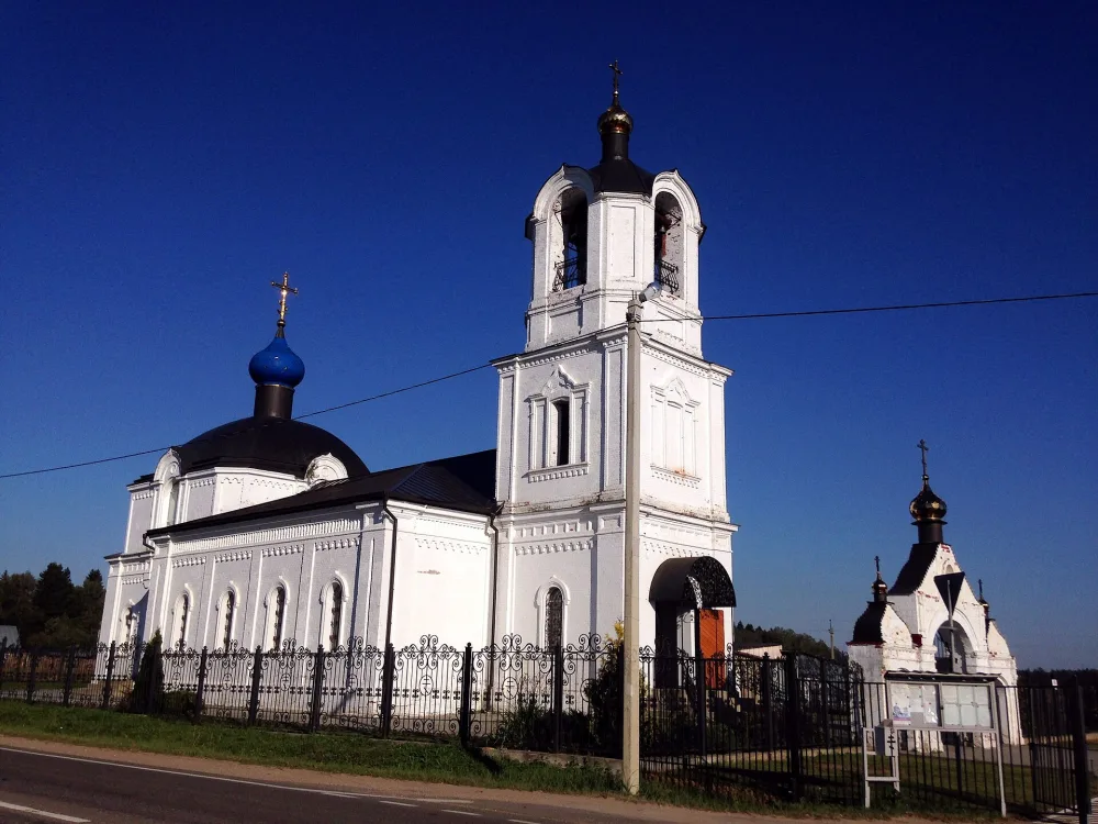 Церковь Покрова Пресвятой Богородицы в Локотне