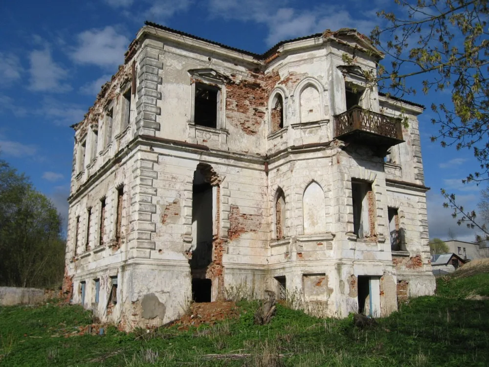 Усадебно-парковый ансамбль, Высокое