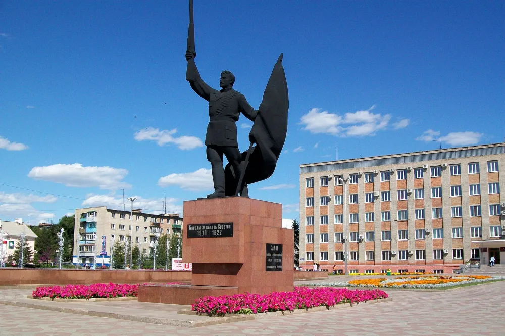 Памятник борцам за власть Советов