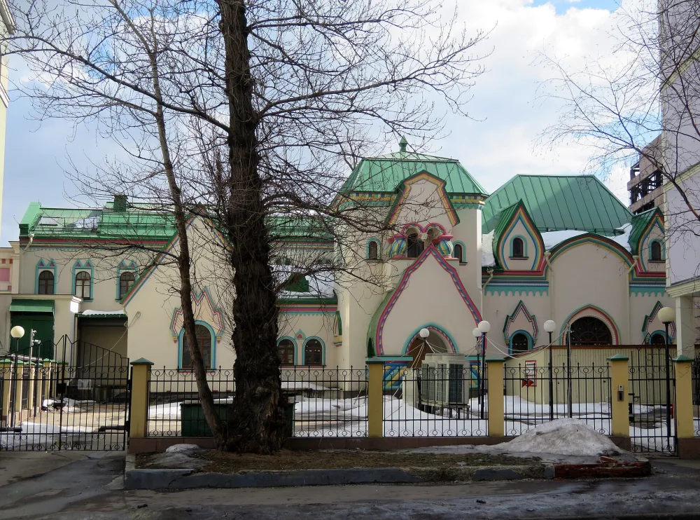 Городская усадьба Шервудов — «Московские обозные мастерские» И. Ф. Терещенко