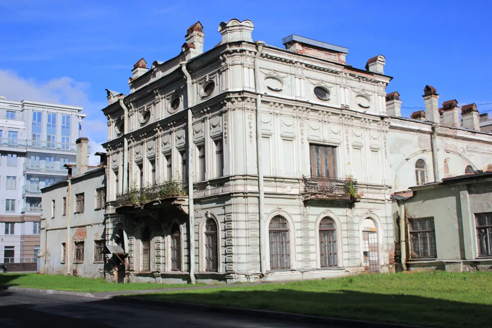Флигели (два)