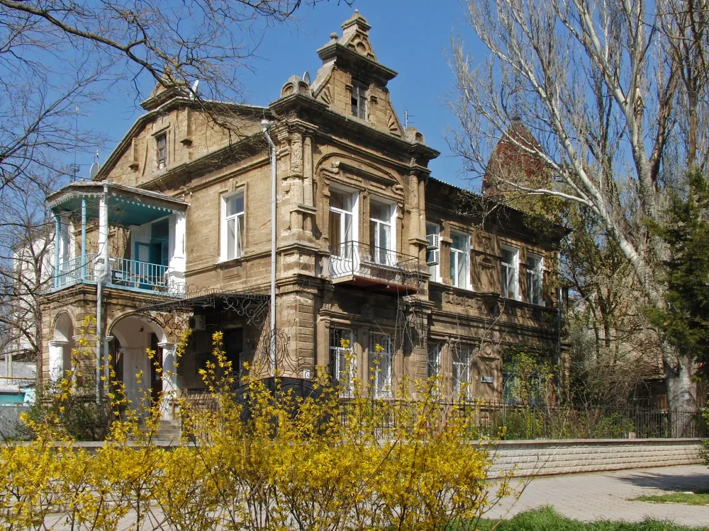 Вилла «Люкс» (Евпатория)