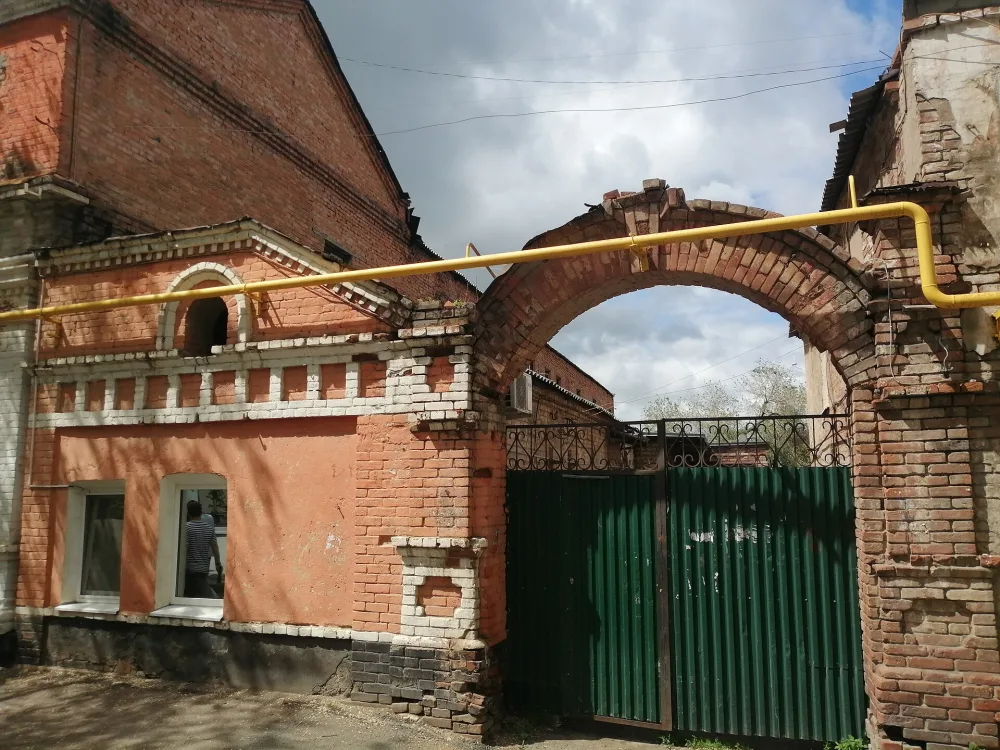 Флигель