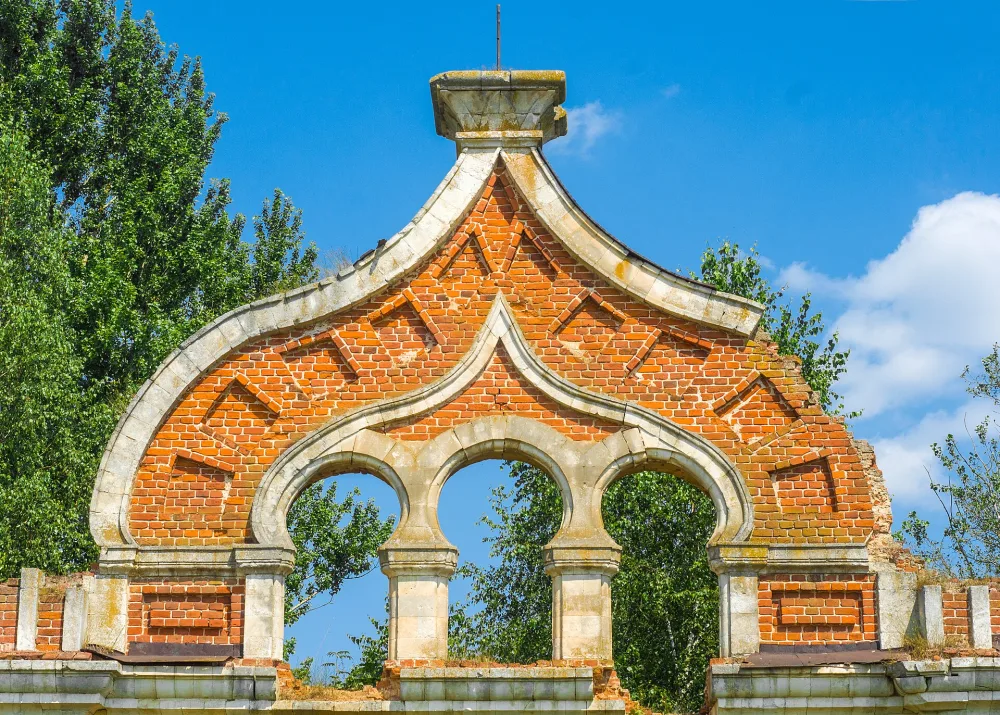 Служба с башнями (амбар)