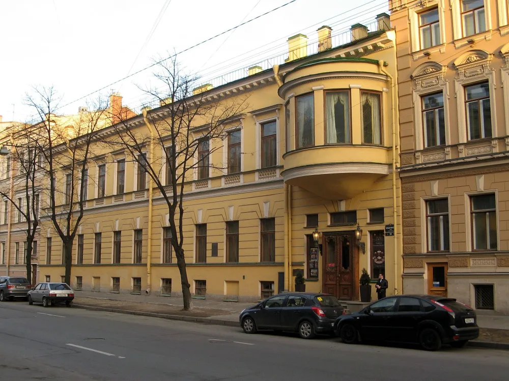 Дом Половцова