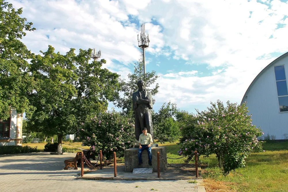 Памятник великому русскому поэту А.С. Пушкину