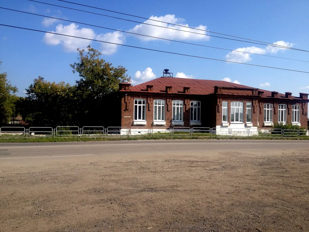 Земская школа, одноэтажная, каменная