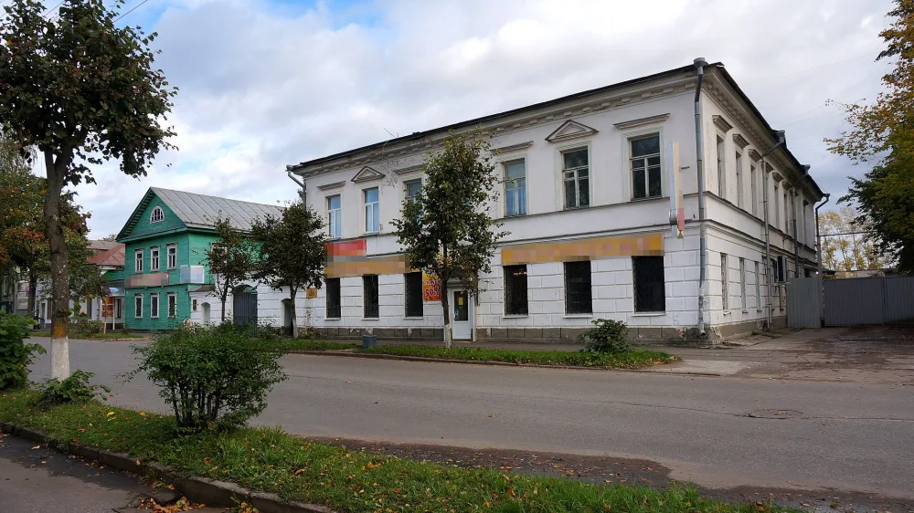 Комплекс жилых домов, впоследствии — Земская управа