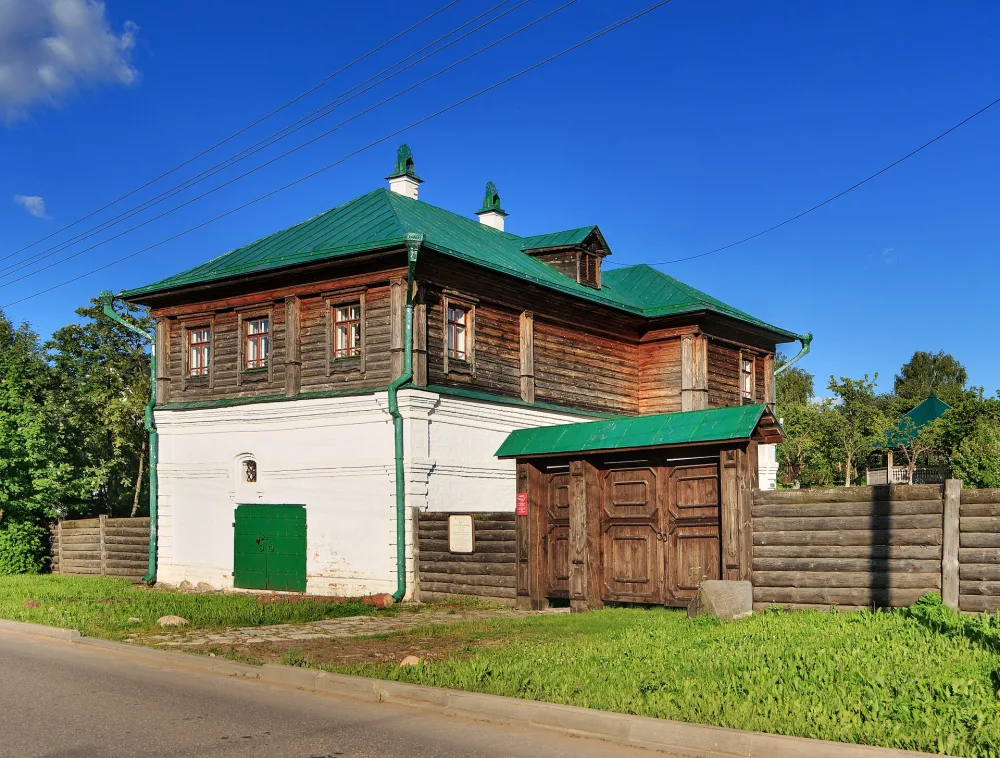 Дом Агаповых