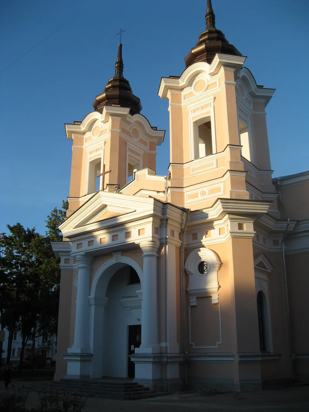 Храм Святых Апостолов Петра и Павла