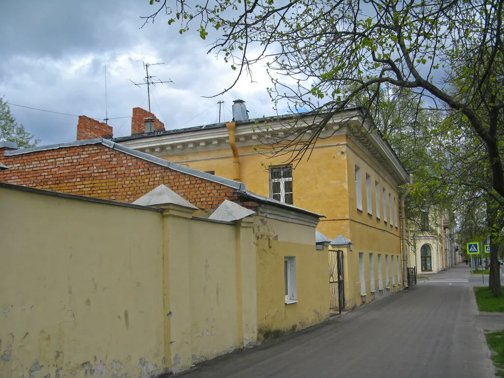 Жилой дом