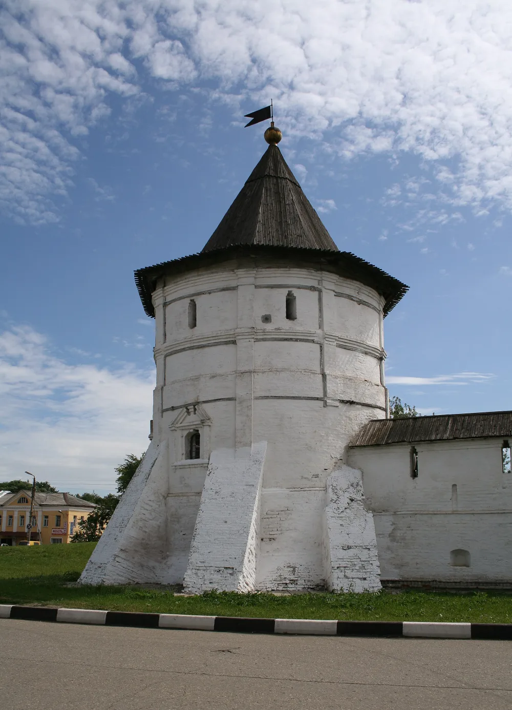 Башня северная угловая