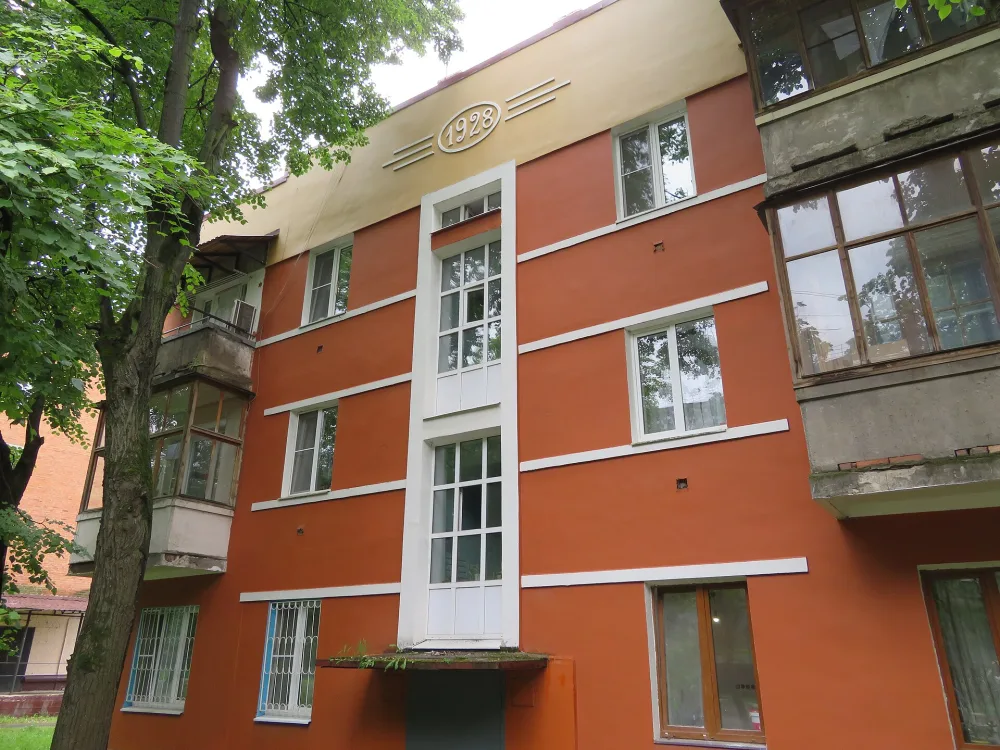 Дом-коммуна ПЖК Климовского машиностроительного завода