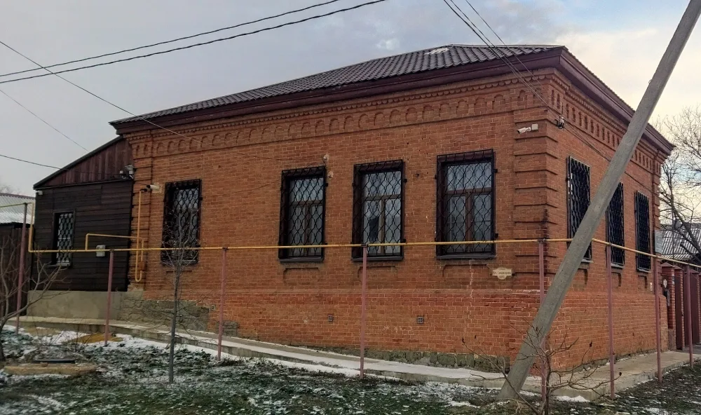 жилой дом (Кирова, 27)