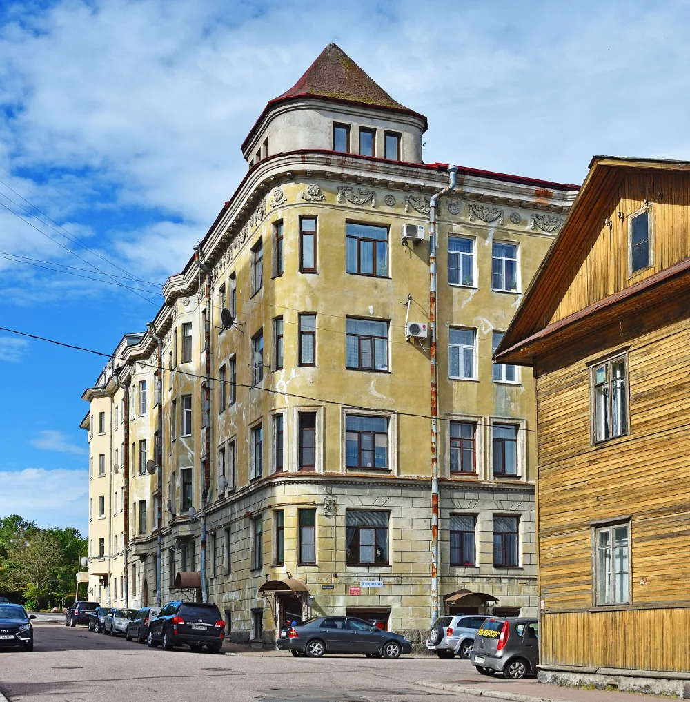 Жилой дом