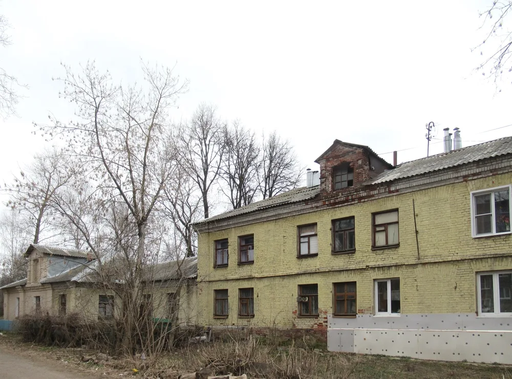 Торговая лавка с конюшней