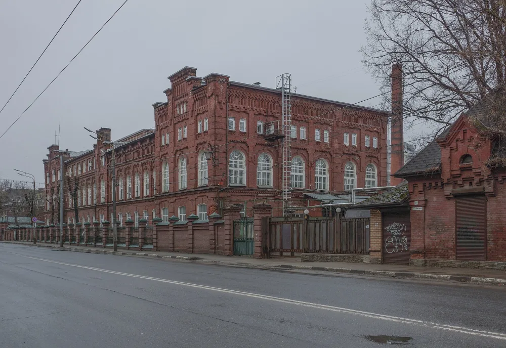 Главное здание
