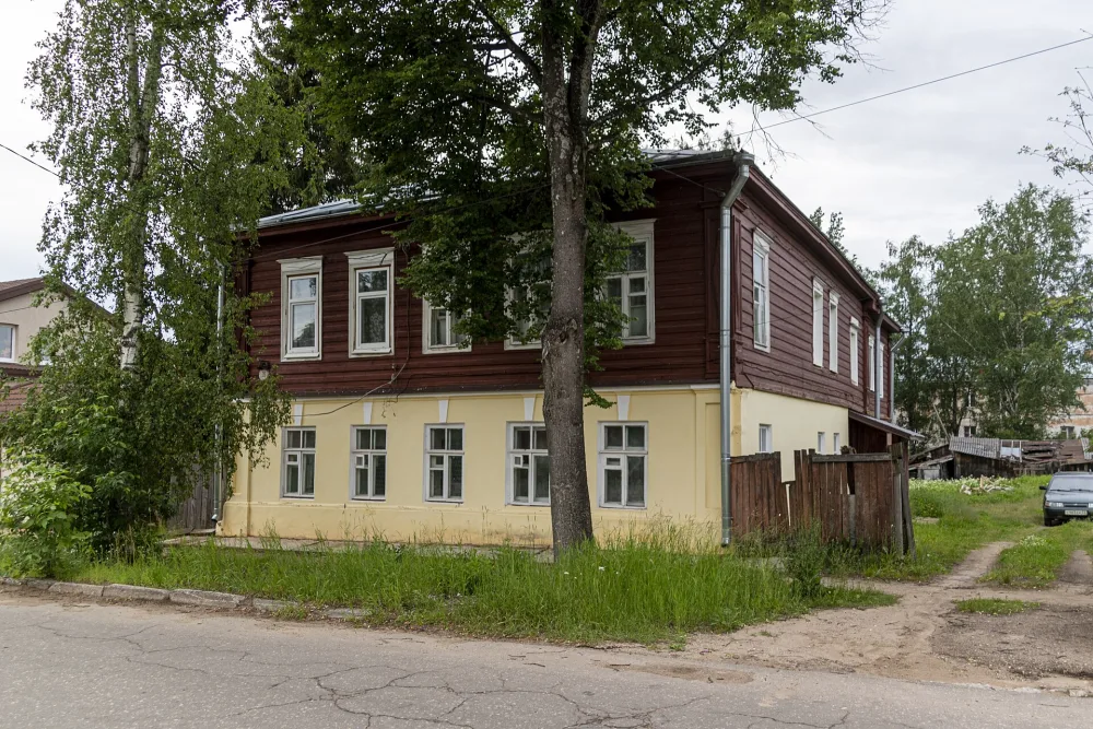 Жилой дом