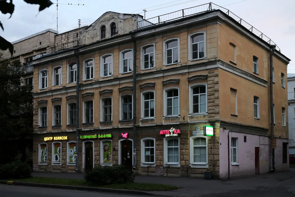 Жилые дома купца Семёнова