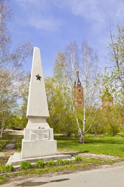 Обелиск-памятник комиссарам, павшим в борьбе за власть Советов