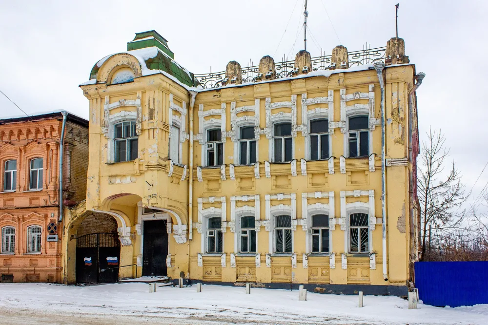 Дом Дементьева