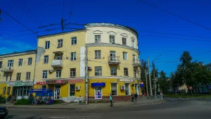 Жилой дом с административными помещениями