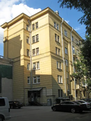 Жилой дом (завода им. Калинина)